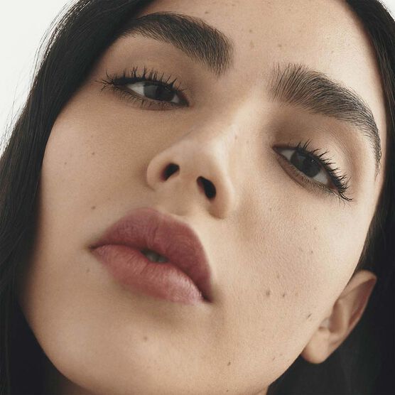 STUDIO FIX FLUID BASE NC18